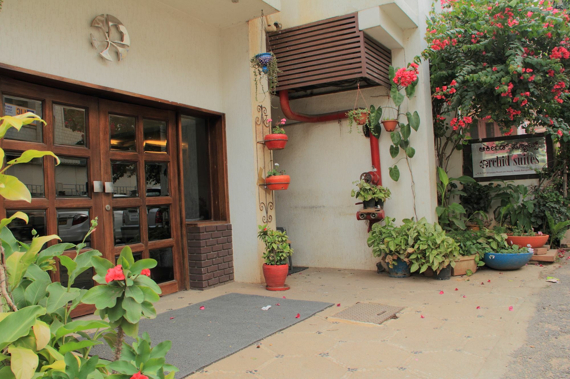 Orchid Suites - A Boutique Hotel Bangalore Off Residency Road Kültér fotó